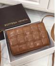 Сумка Bottega Veneta Padded Cassette Bag Brown